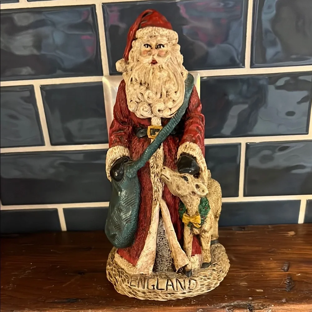 Vintage Santa Claus Holiday Decor
